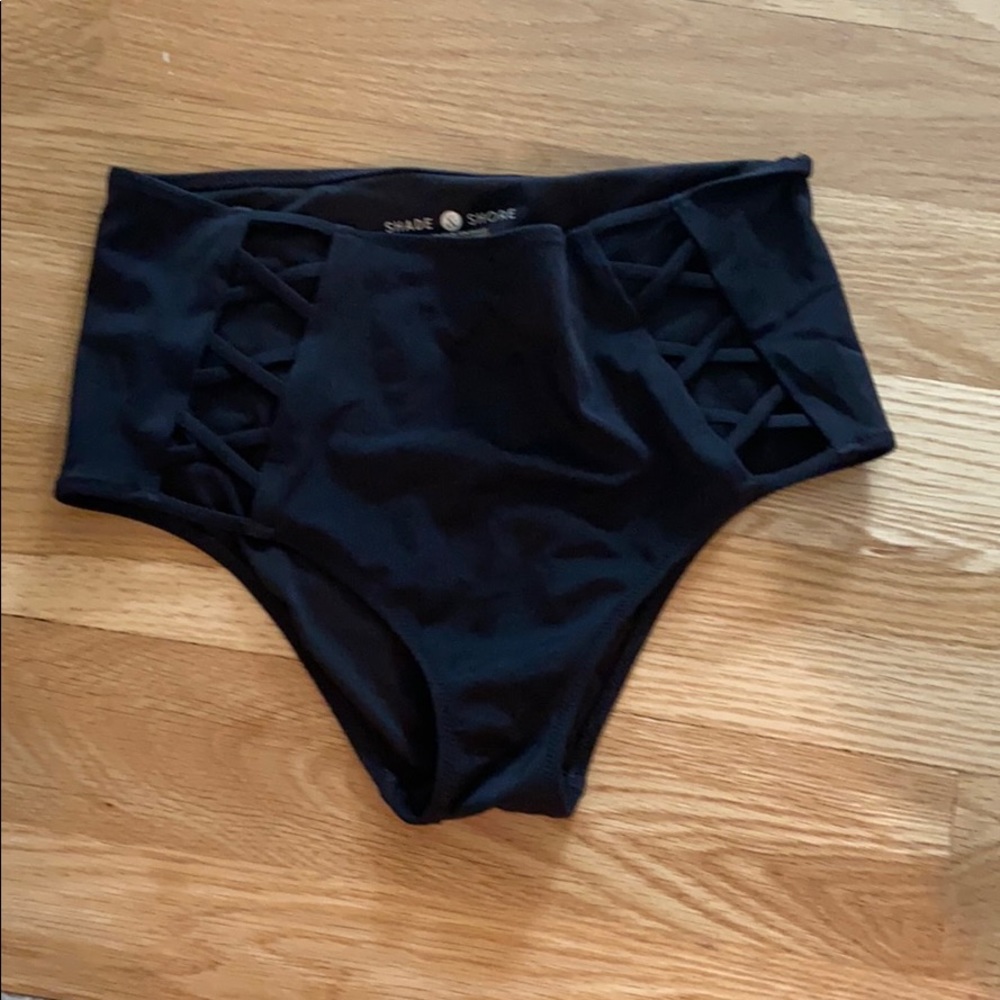 Bikini bottoms